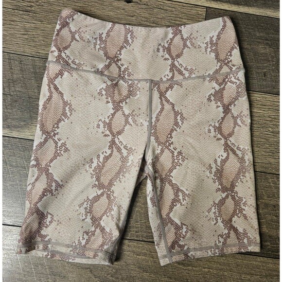 Varley Albury Biker Shorts Snakeskin - Picture 2 of 5